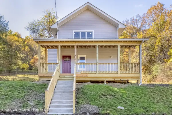 $369,000 | 534 Highway 44, Highland, NY 12528