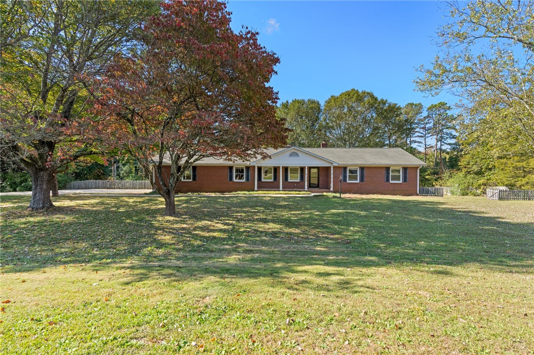 206 Blue Ridge Drive Clemson, SC 29631 - Photo 1 of 1