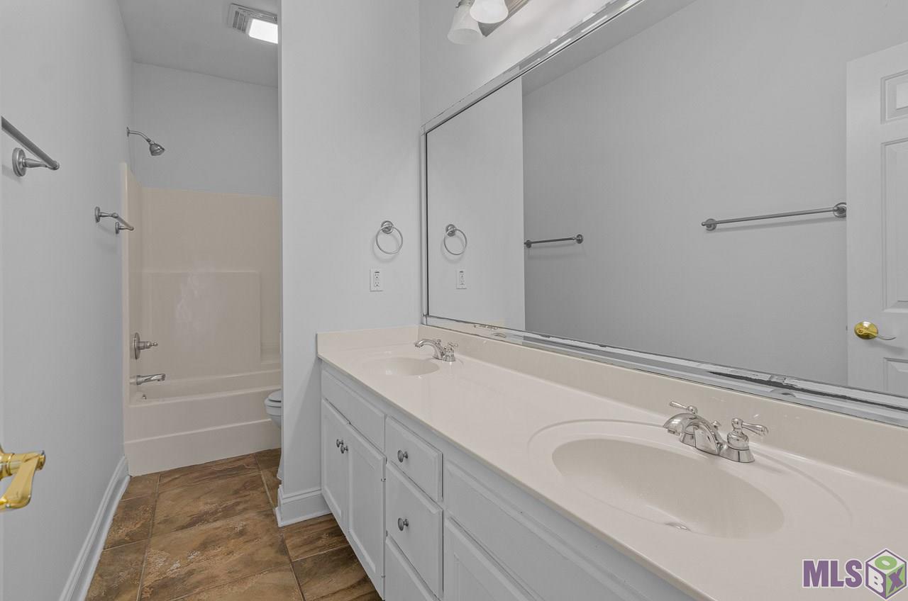 36448 Perkins Road Prairieville, LA 70769 - Photo 12 of 19