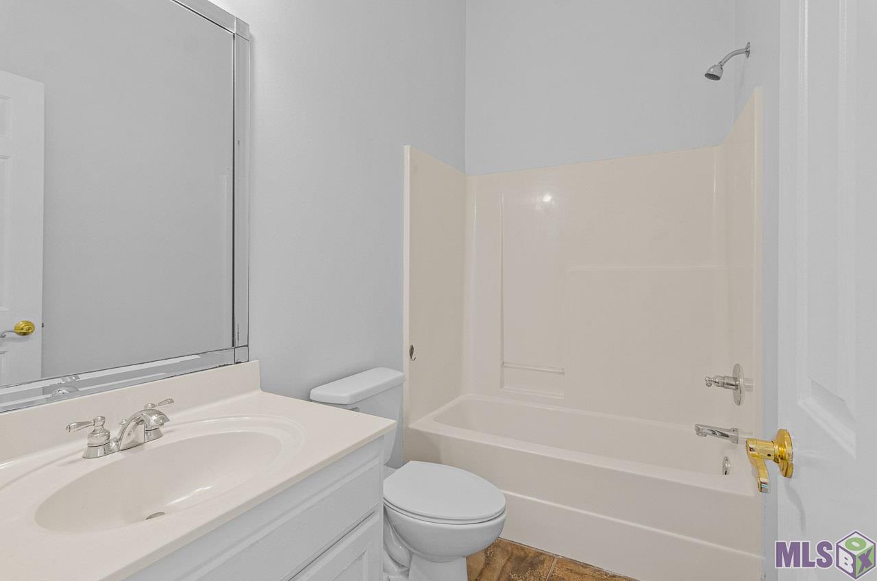36448 Perkins Road Prairieville, LA 70769 - Photo 14 of 19