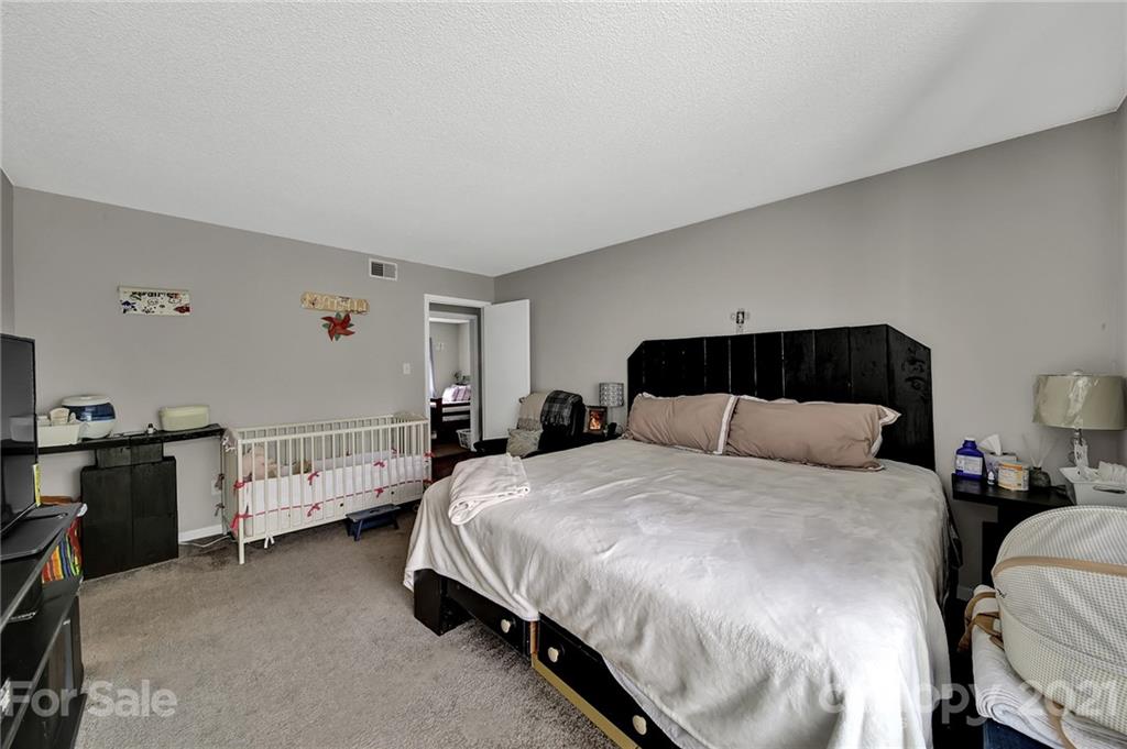 11082 Harrowfield Road Charlotte, NC 28226 - Photo 20 of 28 Gallery Image 20