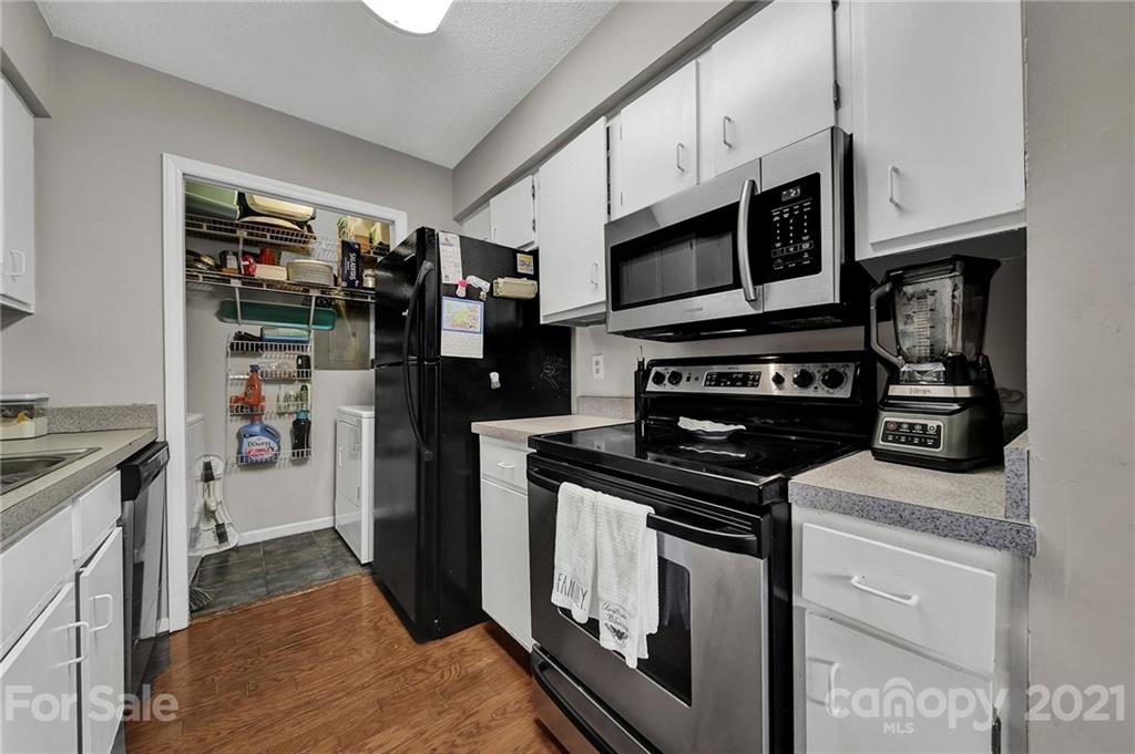 11082 Harrowfield Road Charlotte, NC 28226 - Photo 10 of 28 Gallery Image 10