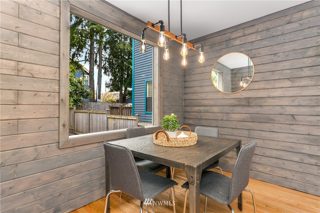 4120 Interlake Avenue North Seattle, WA 98103 - Photo 6 of 17 Gallery Image 6