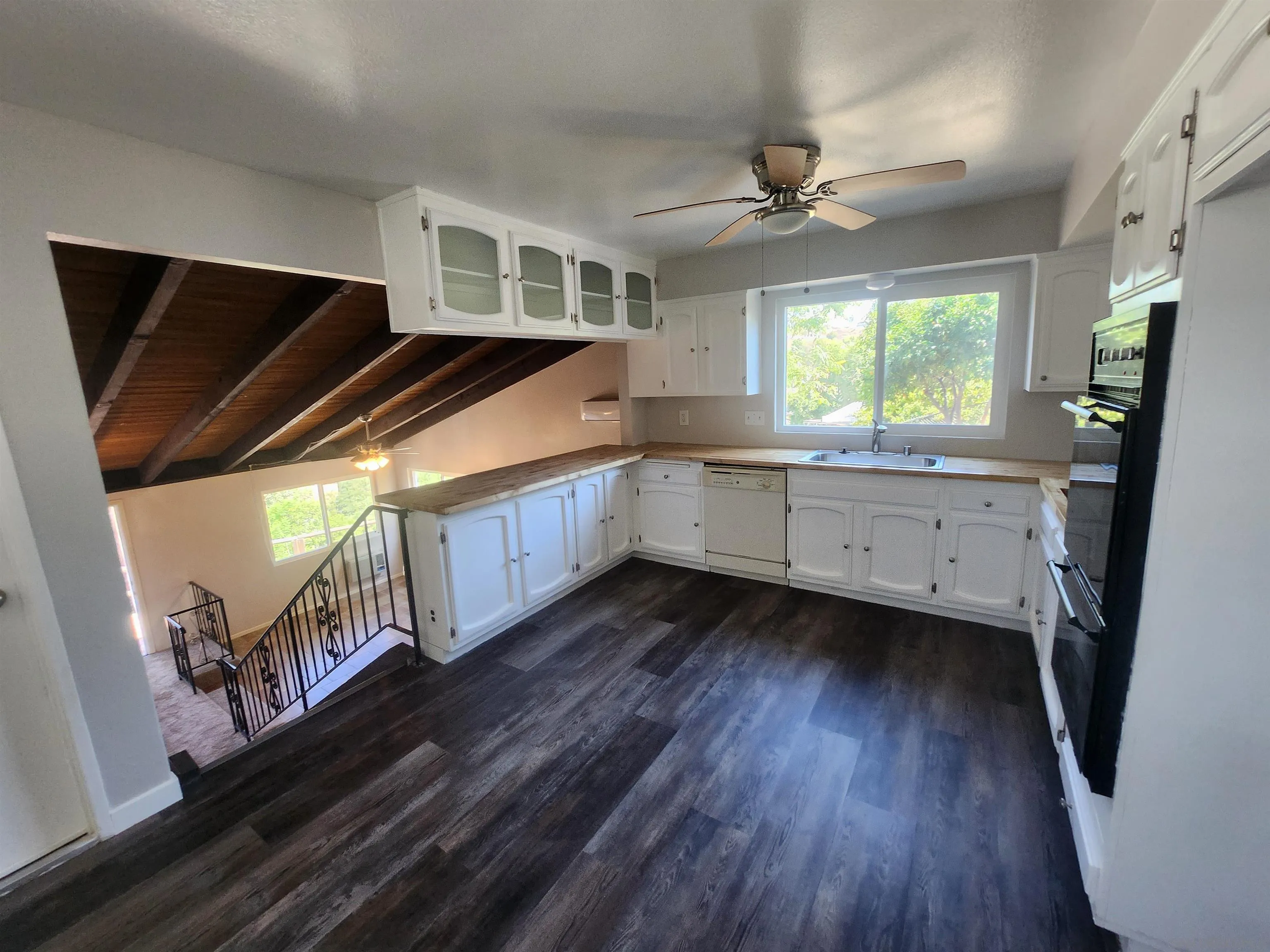 12157 Gay Rio Drive Lakeside, CA 92040 - Photo 4 of 16 Gallery Image 4