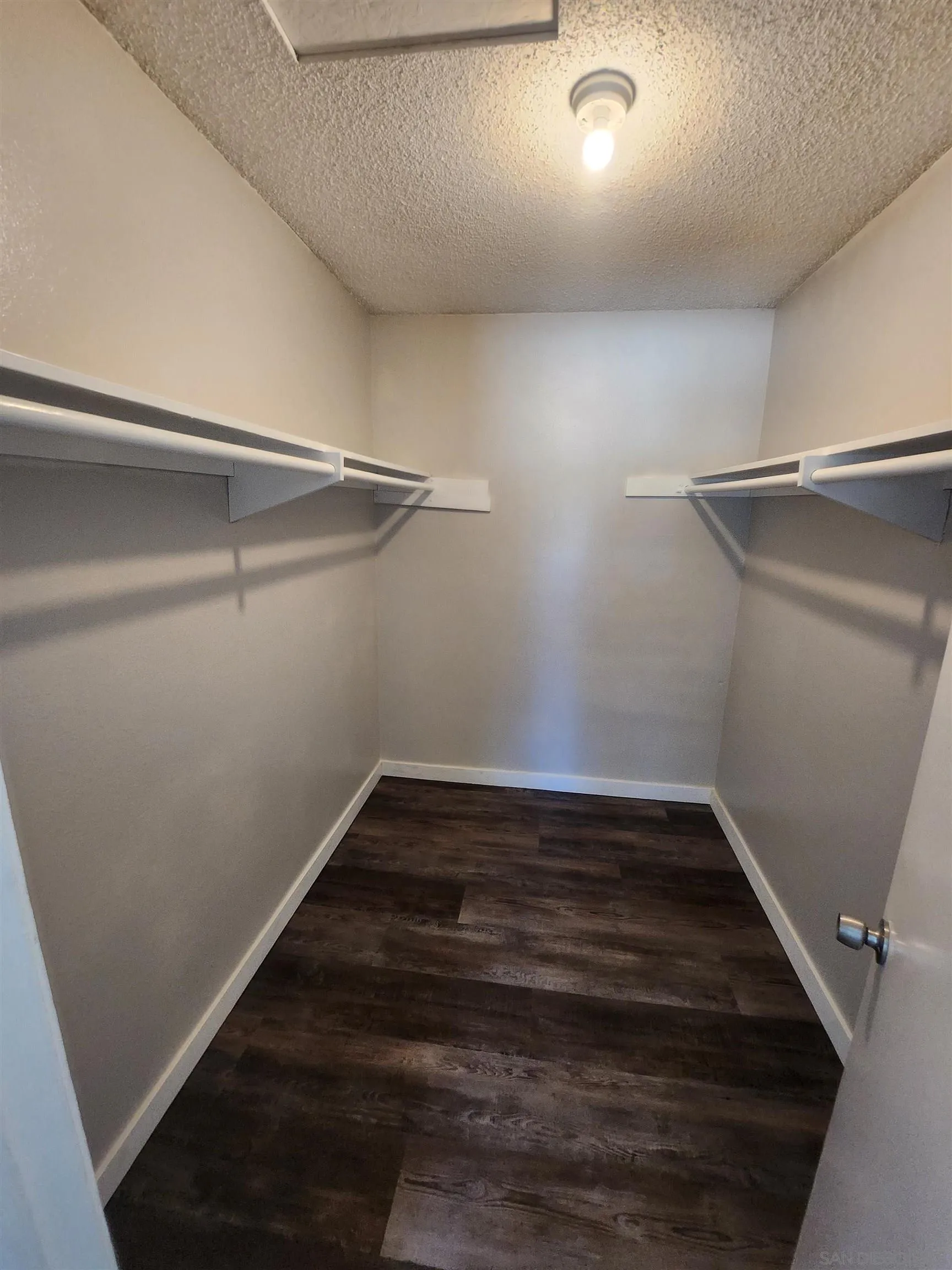 12157 Gay Rio Drive Lakeside, CA 92040 - Photo 7 of 16 Gallery Image 7