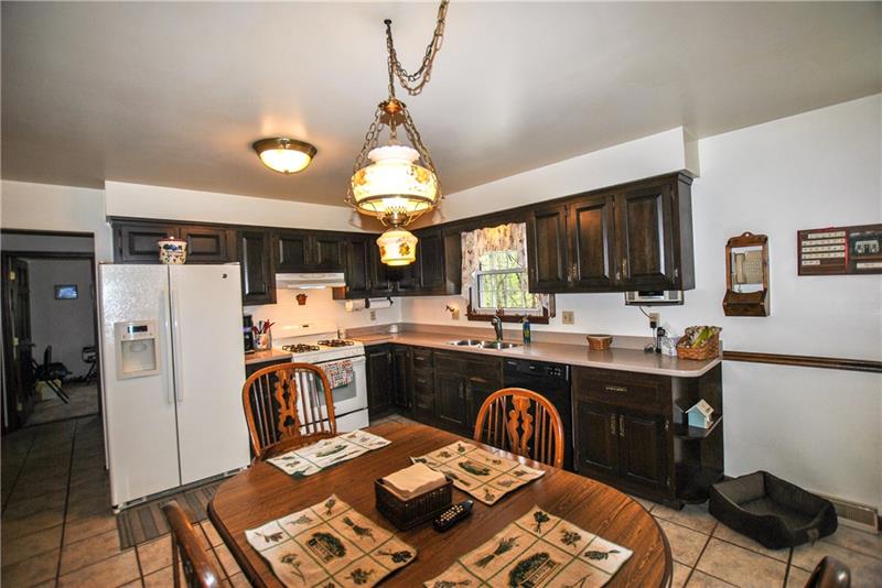125 Brose Road Cabot, PA 16023 - Photo 7 of 19