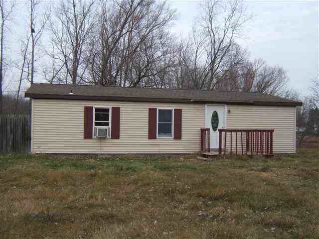 13980 South Brennan Road Chesaning, MI 48616 - Photo 1 of 9 31129361.JPG