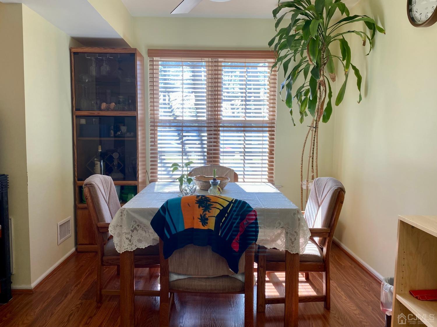 51 Boulder Drive Edison, NJ 08817 - Photo 9 of 24 a dining room with furniture and window