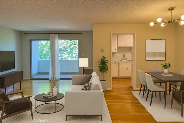 $2,735 | 5625 North Sumner Way, Unit 212, Culver City, CA 90230