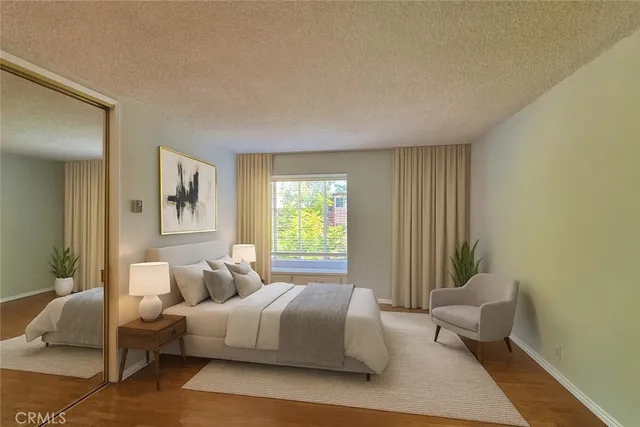 $2,735 | 5625 North Sumner Way, Unit 212, Culver City, CA 90230