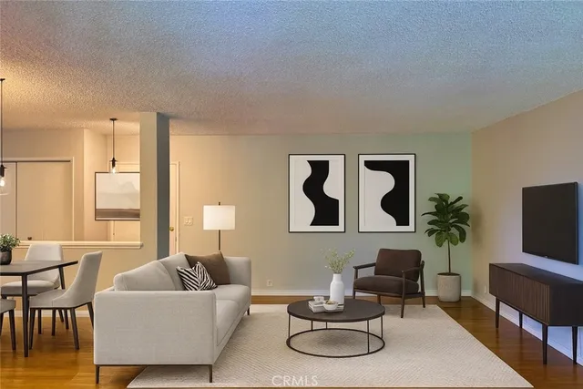 $2,735 | 5625 North Sumner Way, Unit 212, Culver City, CA 90230