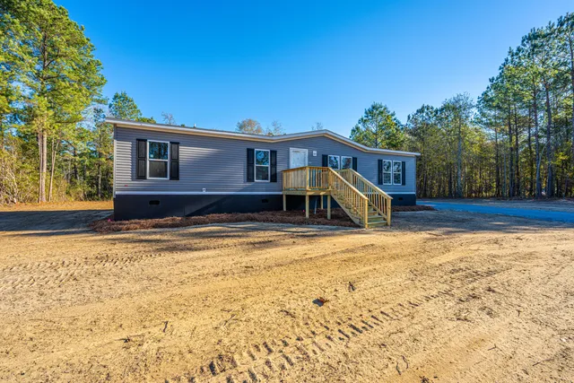 $285,000 | 2896 Harristown Road, St. Stephen, SC 29479