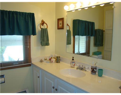 33 Burrough Road Lisbon, ME 04252 - Photo 11 of 22 Master Bath/Spa.