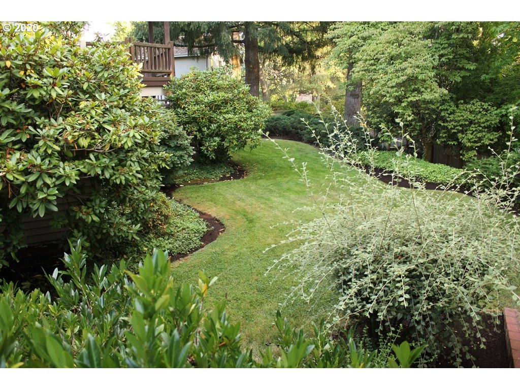 39 Touchstone Lake Oswego, OR 97035 - Photo 25 of 30