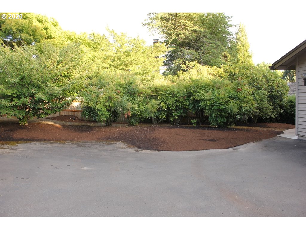 39 Touchstone Lake Oswego, OR 97035 - Photo 29 of 30