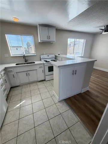 $2,195 | 931 West 19th Street, Unit 38, Costa Mesa, CA 92627