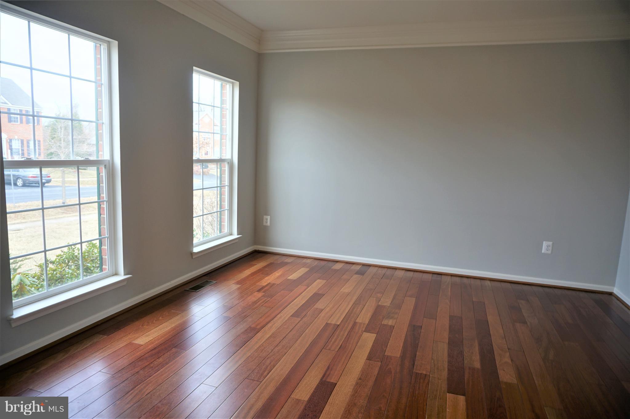 14516 Bubbling Spring Road Boyds, MD 20841 - Photo 18 of 24 Living Room