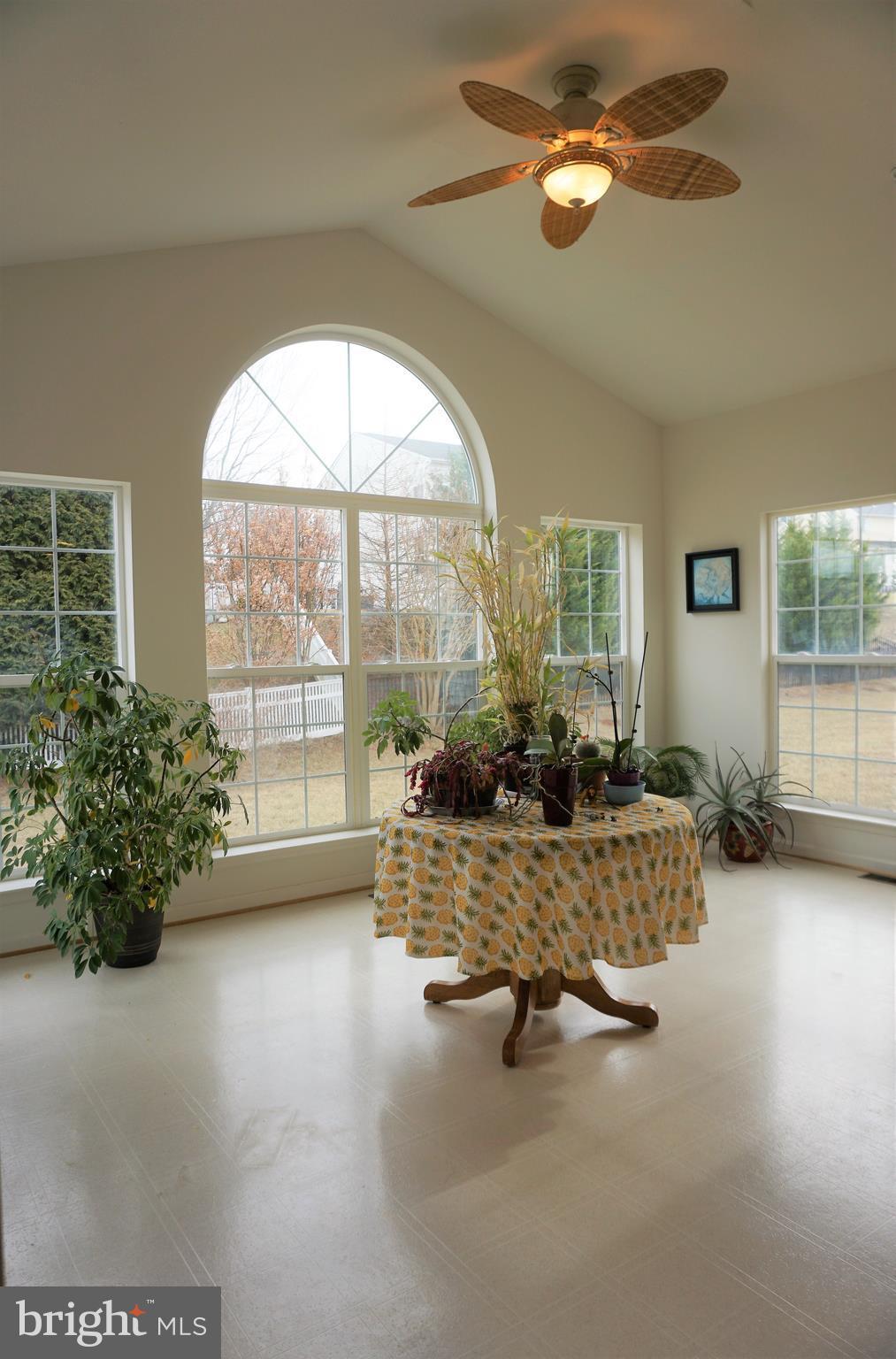 14516 Bubbling Spring Road Boyds, MD 20841 - Photo 4 of 24 Sunroom
