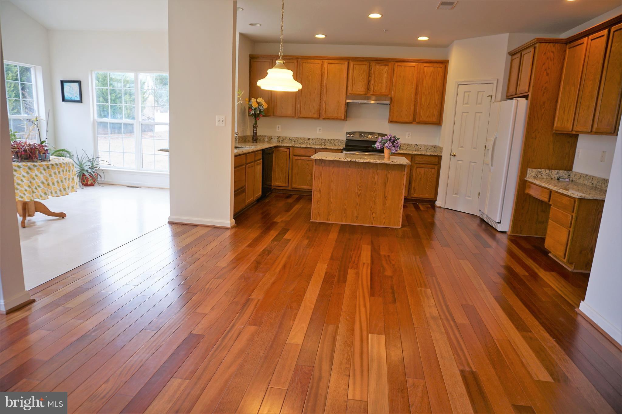14516 Bubbling Spring Road Boyds, MD 20841 - Photo 6 of 24 Kitchen with island