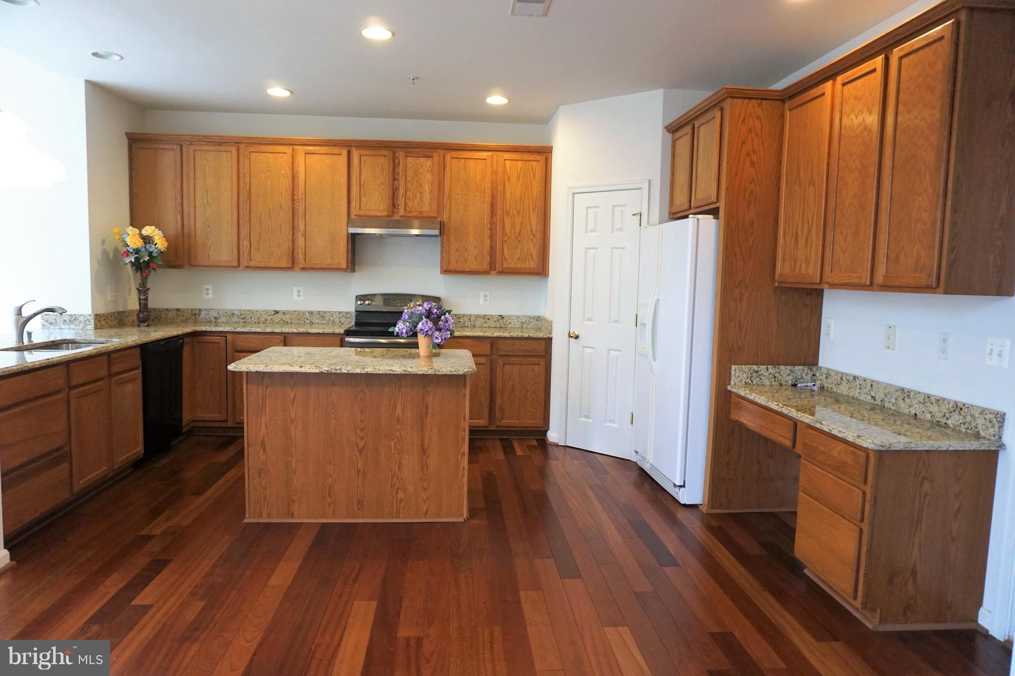 14516 Bubbling Spring Road Boyds, MD 20841 - Photo 8 of 24 Kitchen