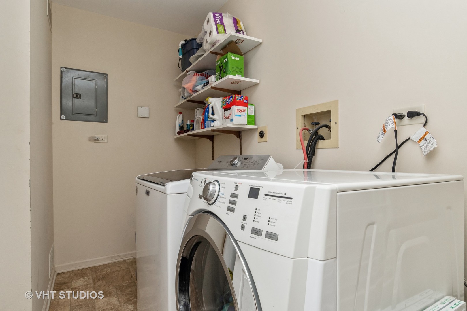 2124\ Lancaster Circle, Unit 202A Naperville, IL 60565 - Photo 9 of 14