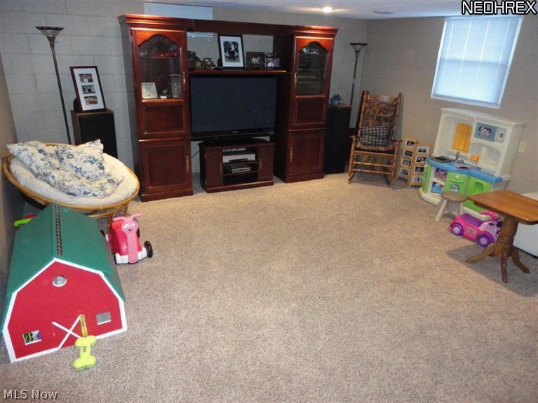 552 Darrow Road Akron, OH 44305 - Photo 21 of 25