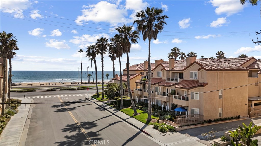 2000 Pacific Coast Highway, Unit 102 Huntington Beach, CA 92648 - Photo 25 of 35 a view of a city