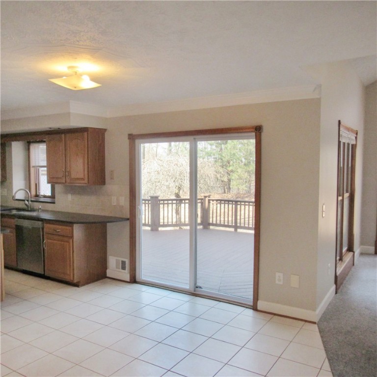 115 Guygrace Lane Penfield, NY 14580 - Photo 17 of 27