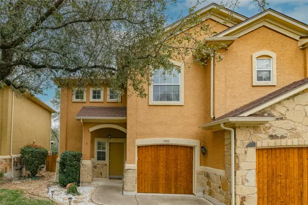 $2,400 | 1900 Jentsch Court, Unit A, Austin, TX 78745