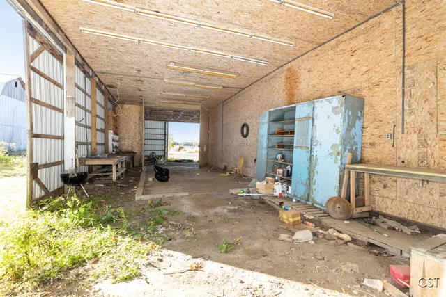 $329,900 | 2980 Budd Road, Stockbridge, MI 49285