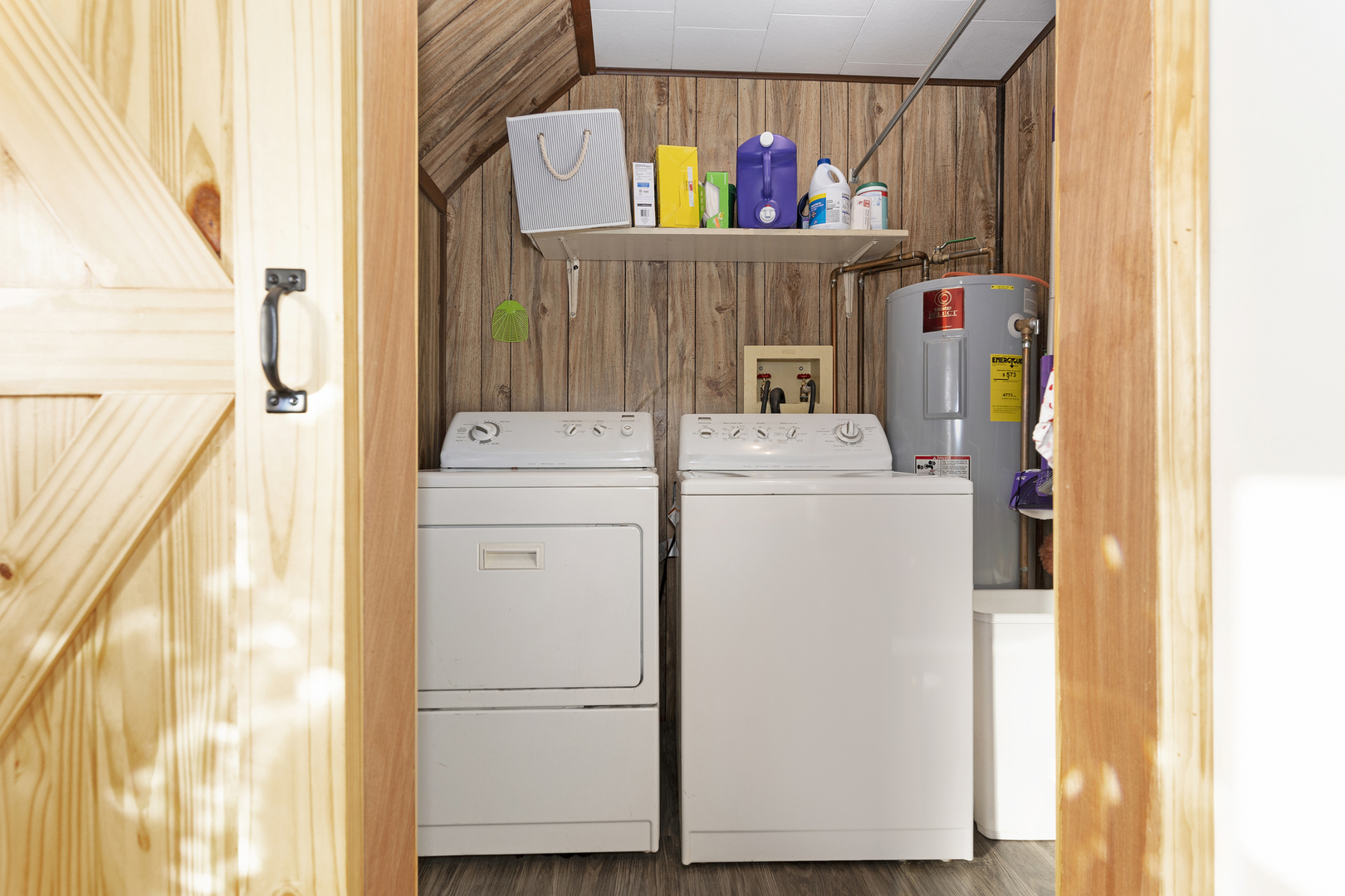 402 Center Street Mazon, IL 60444 - Photo 12 of 15 a utility room with dryer and washer