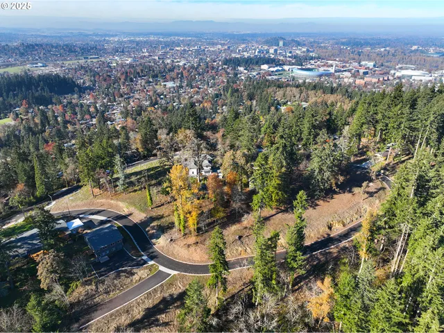 $199,000 | 2825-2819 Capital Drive, Unit 18 19, Eugene, OR 97403