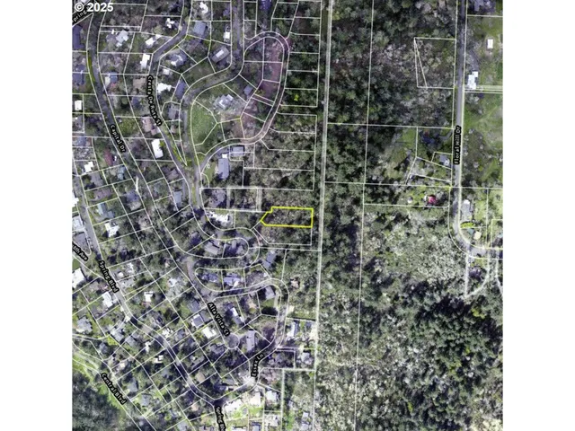 $199,000 | 2825-2819 Capital Drive, Unit 18 19, Eugene, OR 97403