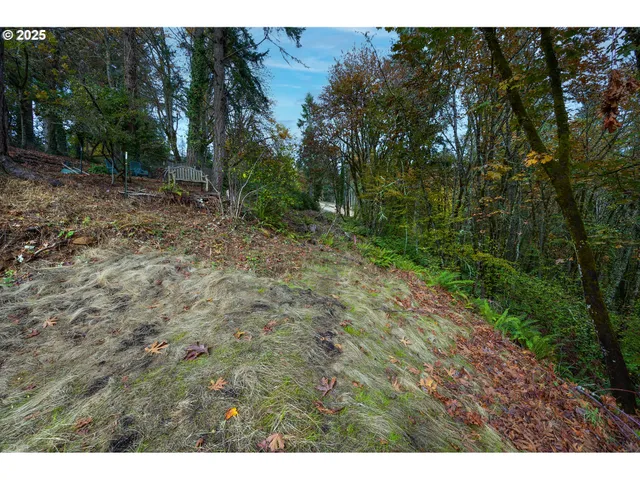 $199,000 | 2825-2819 Capital Drive, Unit 18 19, Eugene, OR 97403