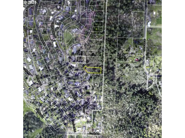 $199,000 | 2825-2819 Capital Drive, Unit 18 19, Eugene, OR 97403