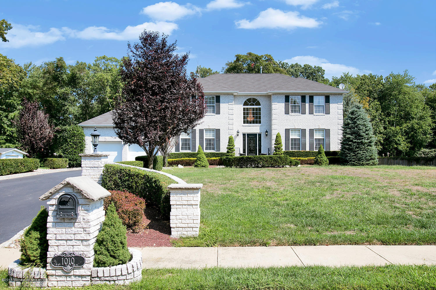 1010 Aumack Rd Jackson NJ-large-001-39-1