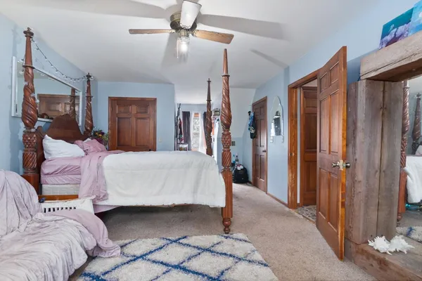 $899,900 | W7102 Buttercup Lane, Porterfield, WI 54159