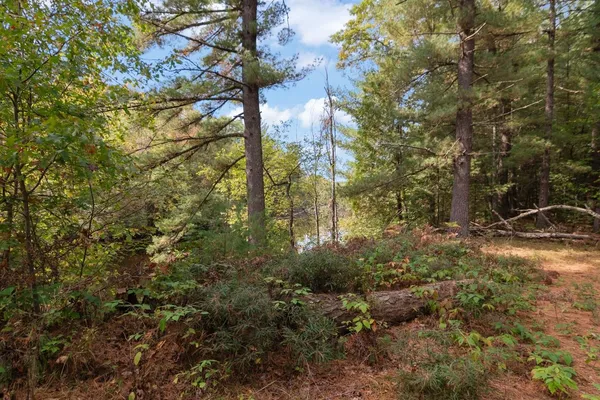 $899,900 | W7102 Buttercup Lane, Porterfield, WI 54159