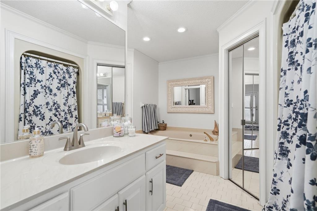 4370 Spainhill Road Gainesville, GA 30504 - Photo 17 of 40