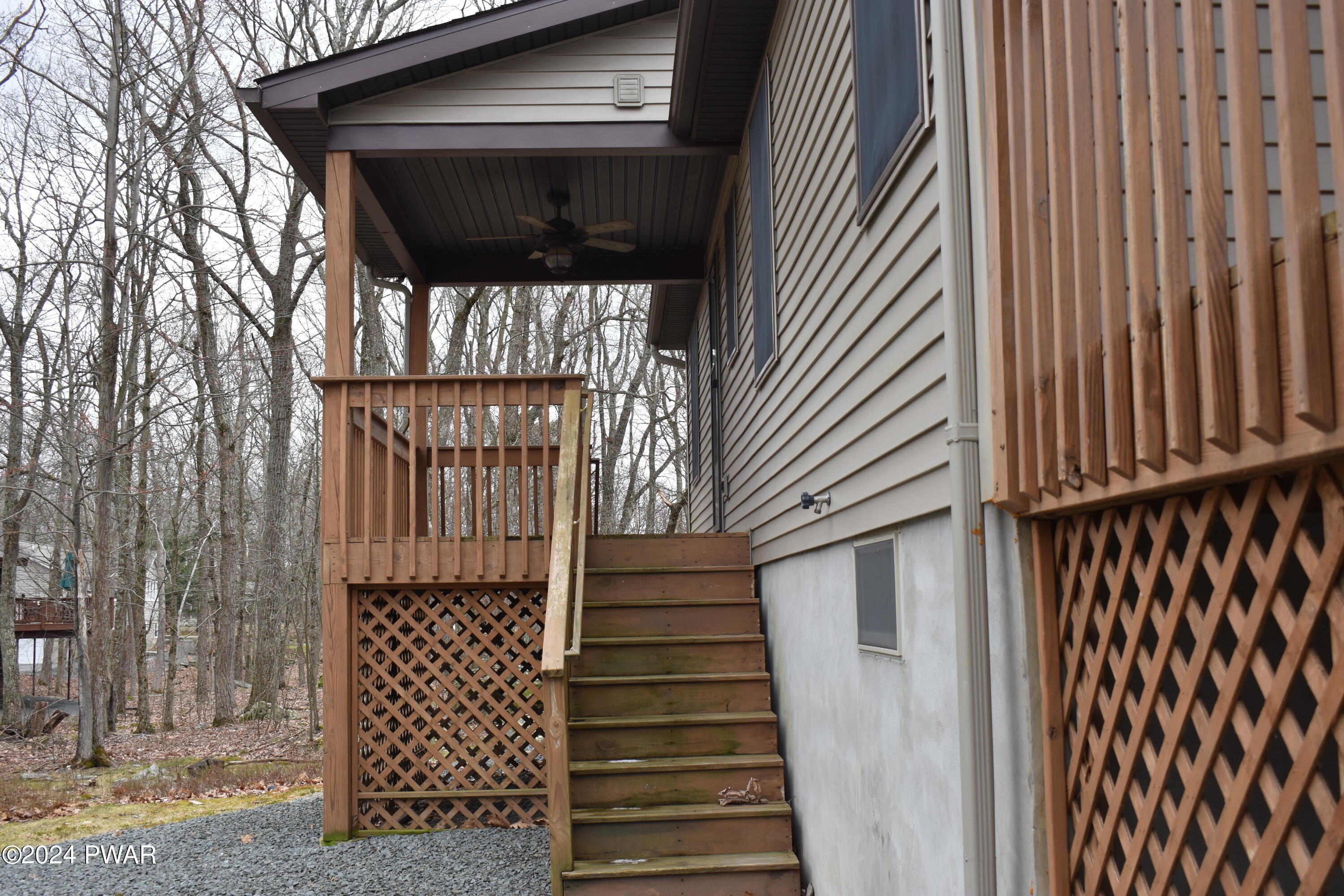 800 Rimrock Court Hawley, PA 18428 - Photo 24 of 30 a view of entryway
