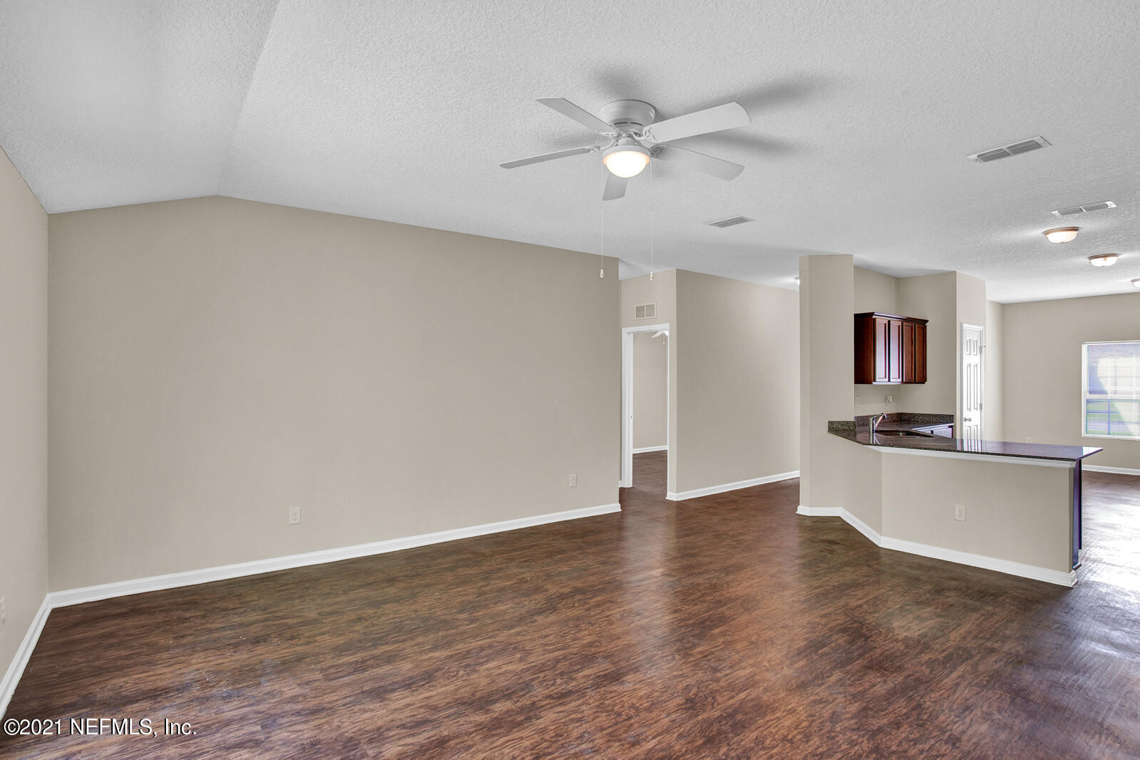 12255 Harts Road Jacksonville, FL 32218 - Photo 4 of 30 Living Room