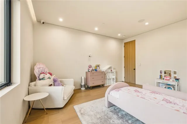 $6,995,000 | 22924 Erwin Street, Woodland Hills, CA 91367