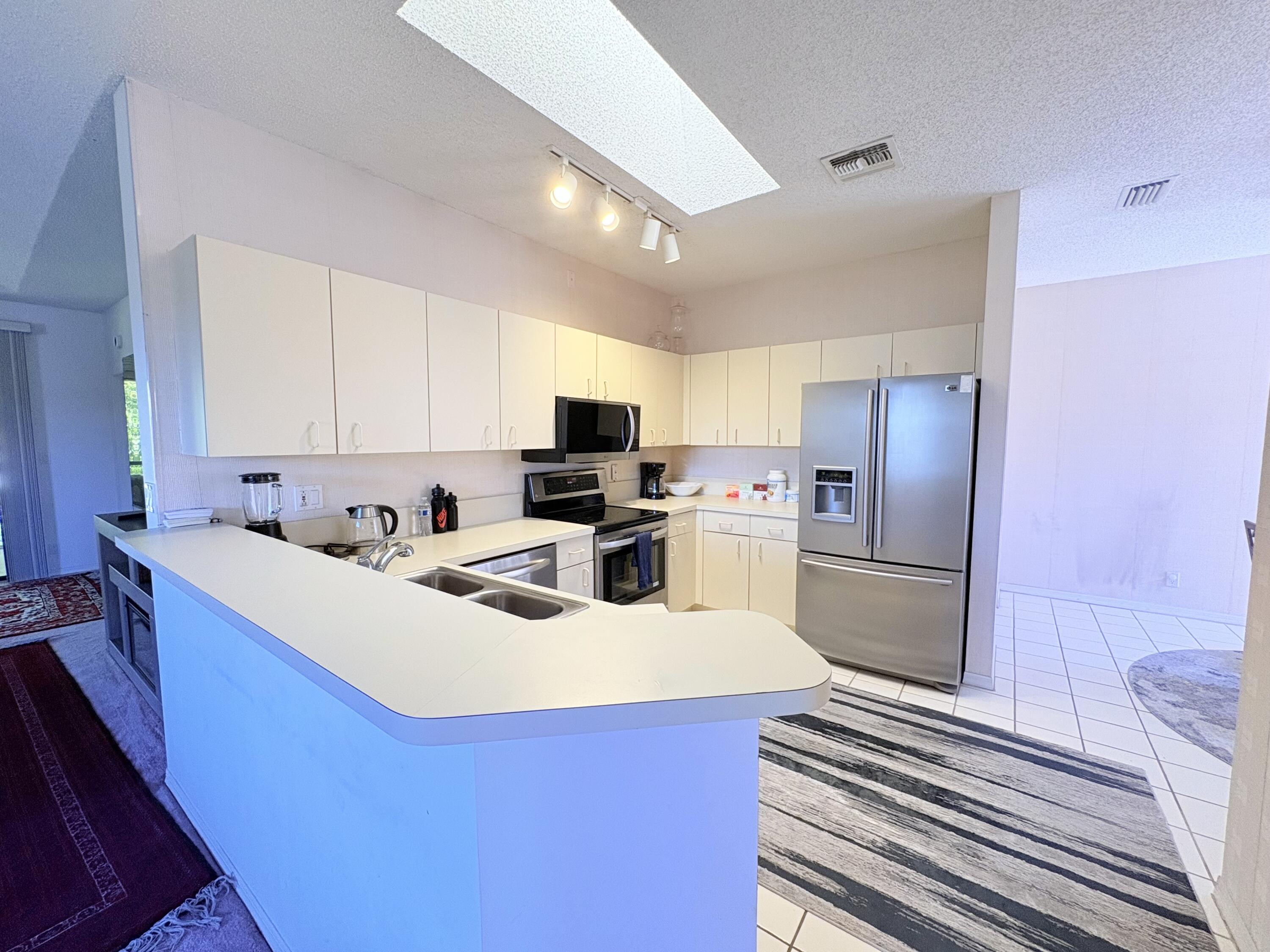 8659 Vía Reale, Unit 47U (#4) Boca Raton, FL 33496 - Photo 6 of 27 IMG_2969