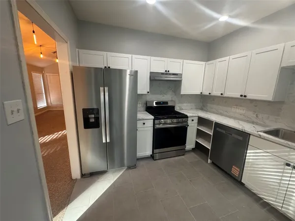 $1,800 | 16911 Tranquil Drive, Sugar Land, TX 77498