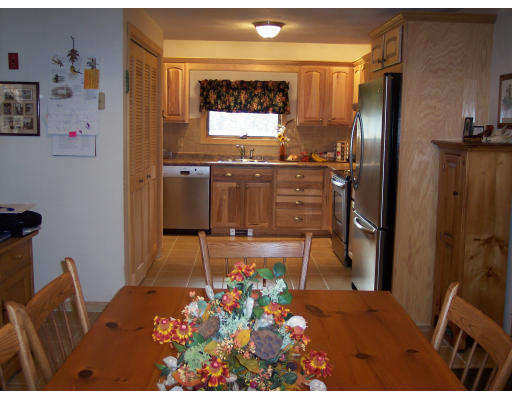 27 Bush Hill Road Ipswich, MA 01938 - Photo 3 of 5 Gallery Image 3