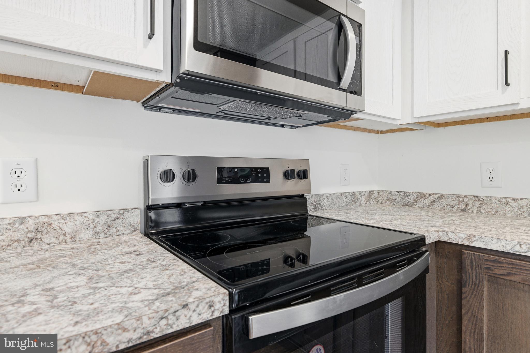 355 Park Road Stanley, VA 22851 - Photo 13 of 63