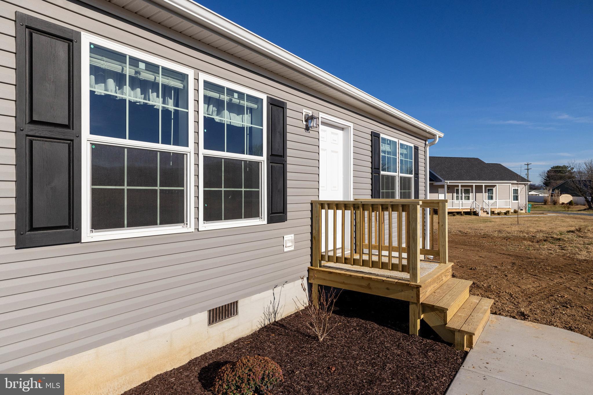 355 Park Road Stanley, VA 22851 - Photo 3 of 63