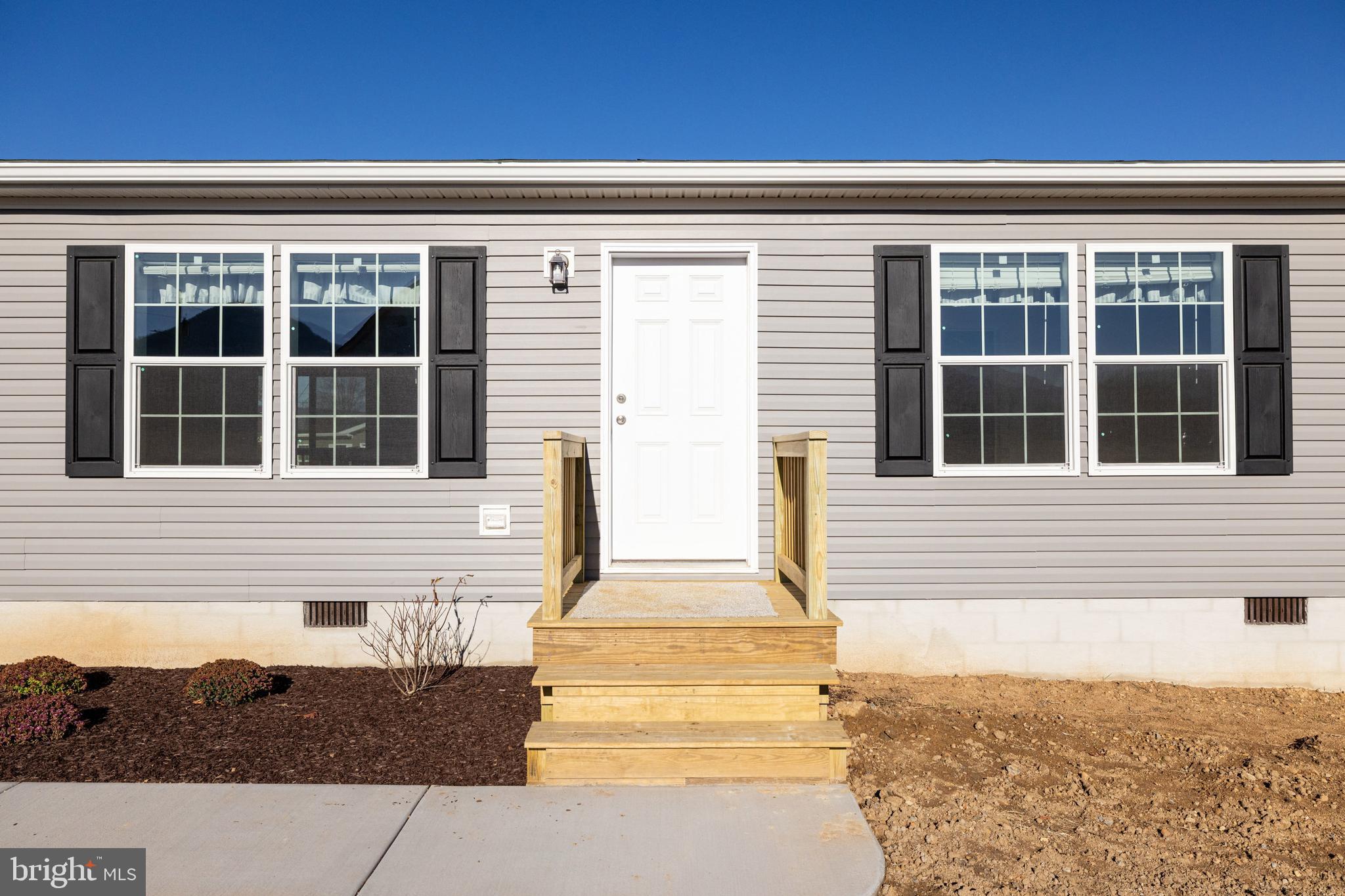 355 Park Road Stanley, VA 22851 - Photo 4 of 63