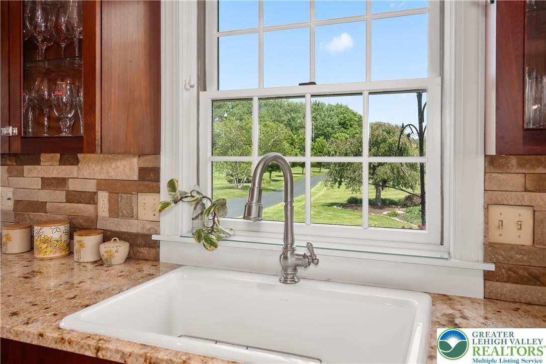5136 Old Carriage Road Northampton, PA 18067 - Photo 21 of 56