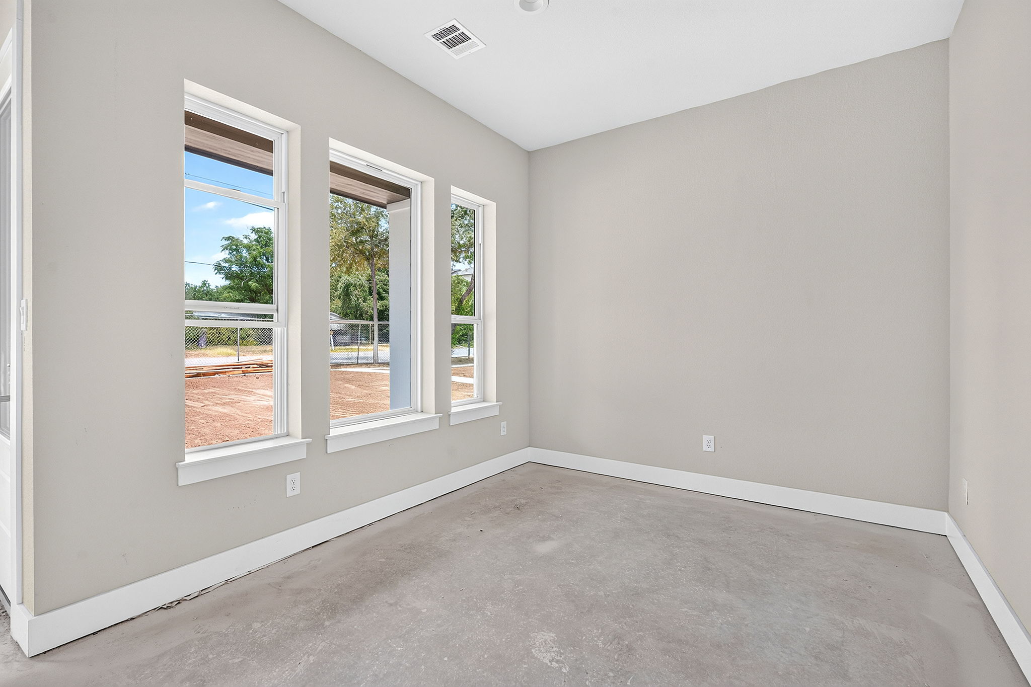 5001 Pecan Springs Road, Unit 31 Austin, TX 78723 - Photo 12 of 13 Gallery Image 12